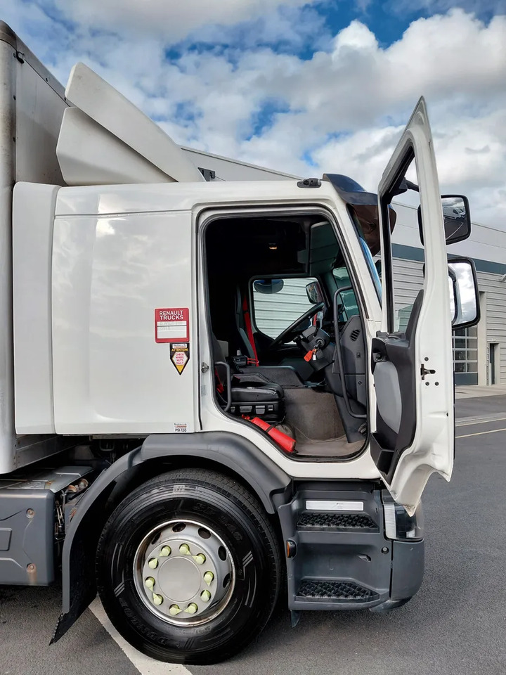 2019 Renault D18 Wide 4×2 18 Tonne - Camión caja cerrada: foto 3 2019 Renault D18 Wide 4×2 18 Tonne - Camión caja cerrada: foto 3