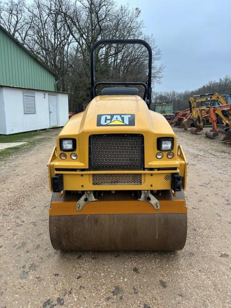 Caterpillar CB2.7 - Apisonadora de asfalto: foto 3 Caterpillar CB2.7 - Apisonadora de asfalto: foto 3