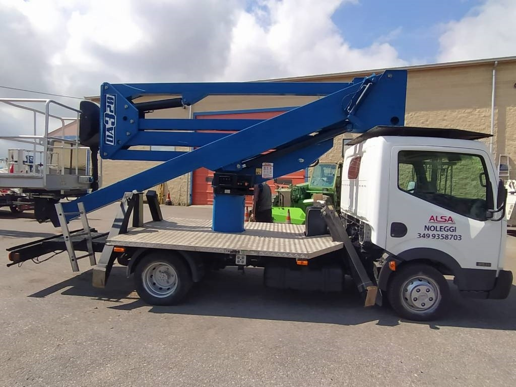 Socage DA 320 - Camión con plataforma elevadora: foto 1 Socage DA 320 - Camión con plataforma elevadora: foto 1