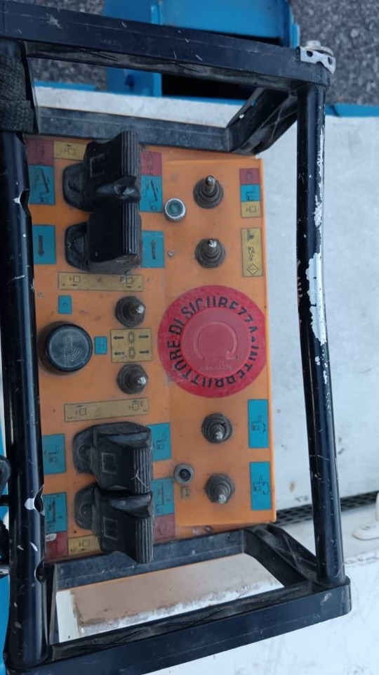 Teupen LEO 30 - Plataforma araña: foto 4 Teupen LEO 30 - Plataforma araña: foto 4