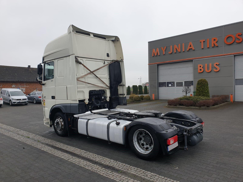 DAF XF 106 460 EURO 6 SSC LOW DECK - Cabeza tractora: foto 3 DAF XF 106 460 EURO 6 SSC LOW DECK - Cabeza tractora: foto 3