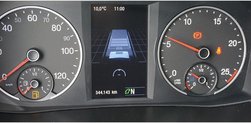 Cabeza tractora MAN TGX / 18.510 / EURO 6 / LOW DECK / MEGA / GX / ACC / RETARDER /: foto 12 Cabeza tractora MAN TGX / 18.510 / EURO 6 / LOW DECK / MEGA / GX / ACC / RETARDER /: foto 12