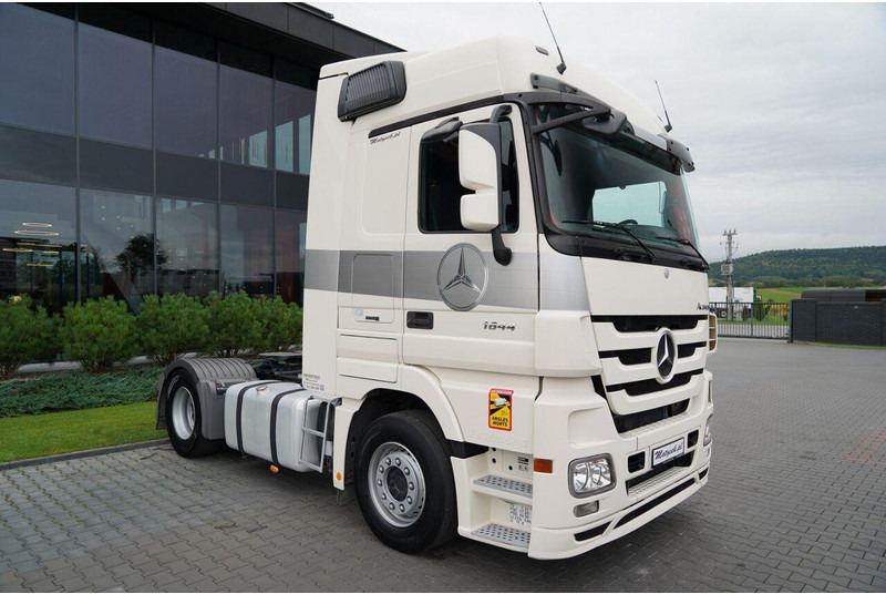 Mercedes-Benz ACTROS 1844 / HYDRAULIKA / 2010 / - Cabeza tractora: foto 2 Mercedes-Benz ACTROS 1844 / HYDRAULIKA / 2010 / - Cabeza tractora: foto 2