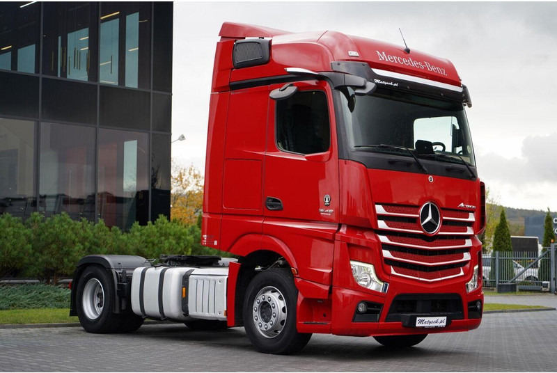 Mercedes-Benz ACTROS 1845 - Cabeza tractora: foto 1 Mercedes-Benz ACTROS 1845 - Cabeza tractora: foto 1