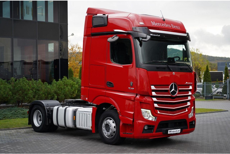 Mercedes-Benz ACTROS 1845 - Cabeza tractora: foto 2 Mercedes-Benz ACTROS 1845 - Cabeza tractora: foto 2