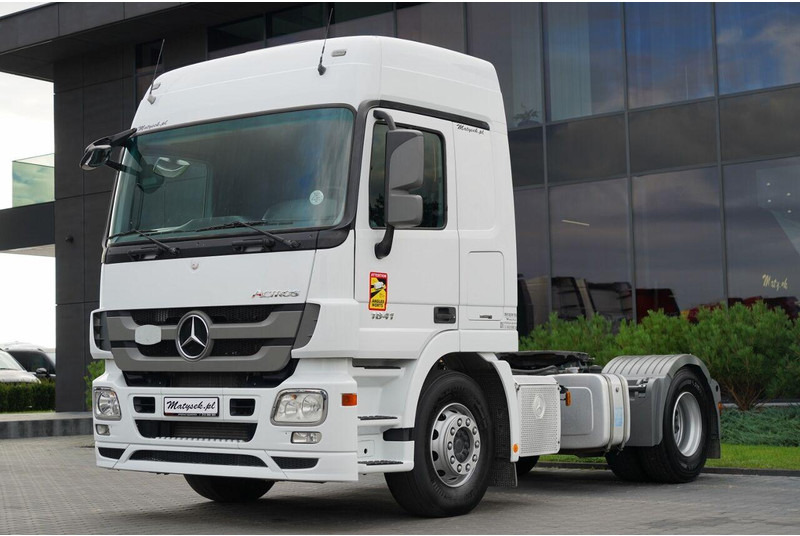 Mercedes-Benz - Cabeza tractora: foto 1 Mercedes-Benz - Cabeza tractora: foto 1