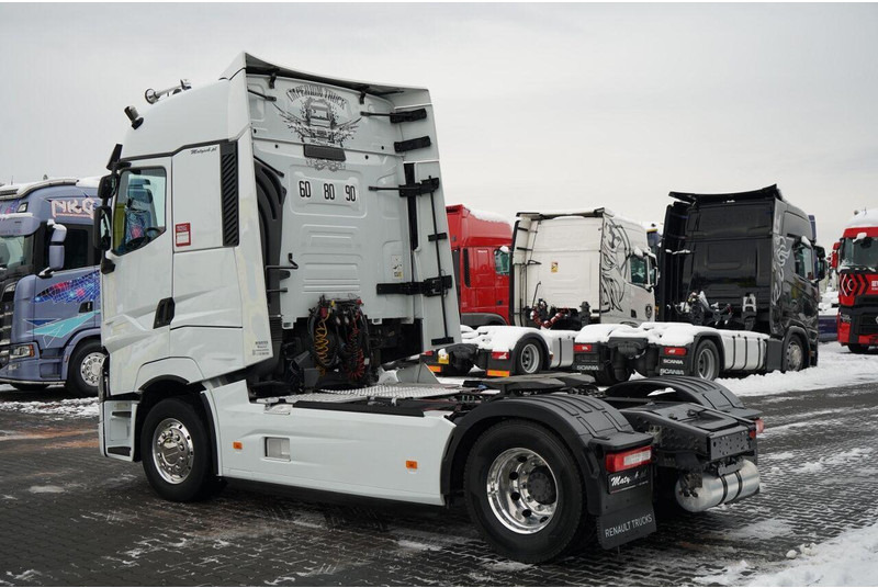 Cabeza tractora Renault T 520 / SKÓRY / ALUFELGI: foto 7 Cabeza tractora Renault T 520 / SKÓRY / ALUFELGI: foto 7