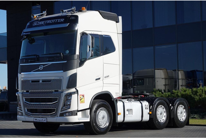 Volvo FH16 / 650 / 6x4 / HYDRAULIKA / I -PARK COOL / 3 OSIOWY CIĄGNIK - Cabeza tractora: foto 4 Volvo FH16 / 650 / 6x4 / HYDRAULIKA / I -PARK COOL / 3 OSIOWY CIĄGNIK - Cabeza tractora: foto 4