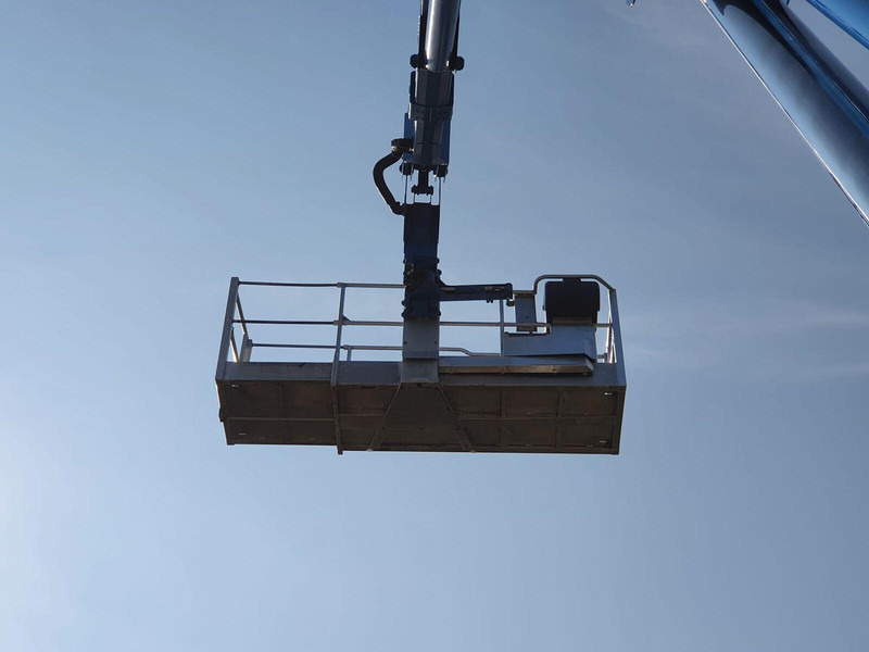 Camión, Camión grúa Iveco Eurocargo ML 180 E 24 - Bizocchi KJF 320 lifting basket 32 m: foto 8