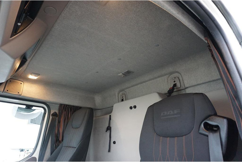 Camión lona DAF LF / 260 / ACC / E 6 / FIRANKA / 21 PALETY / DŁ. 8,5 M / ŁAD. 87: foto 17 Camión lona DAF LF / 260 / ACC / E 6 / FIRANKA / 21 PALETY / DŁ. 8,5 M / ŁAD. 87: foto 17