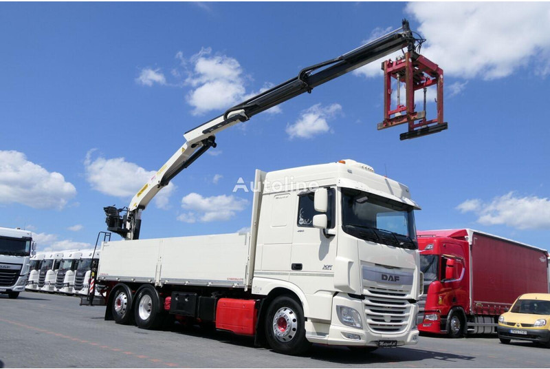 DAF XF 460 - Camión caja abierta, Camión grúa: foto 2 DAF XF 460 - Camión caja abierta, Camión grúa: foto 2