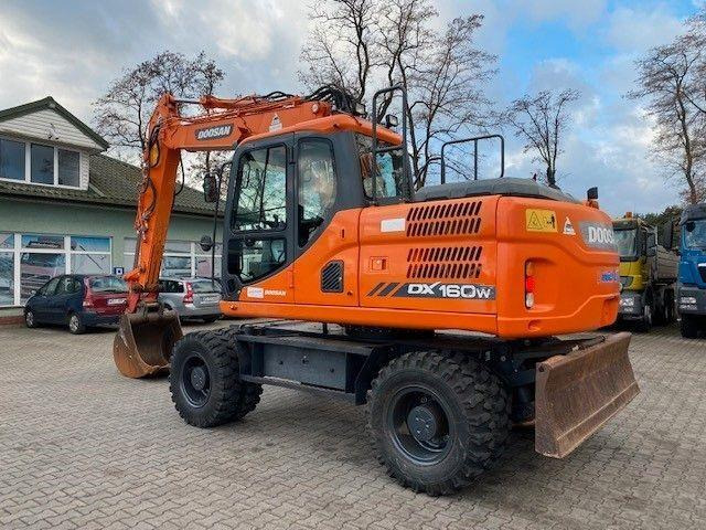 Doosan DX 160 W-3 - Excavadora de ruedas: foto 4 Doosan DX 160 W-3 - Excavadora de ruedas: foto 4