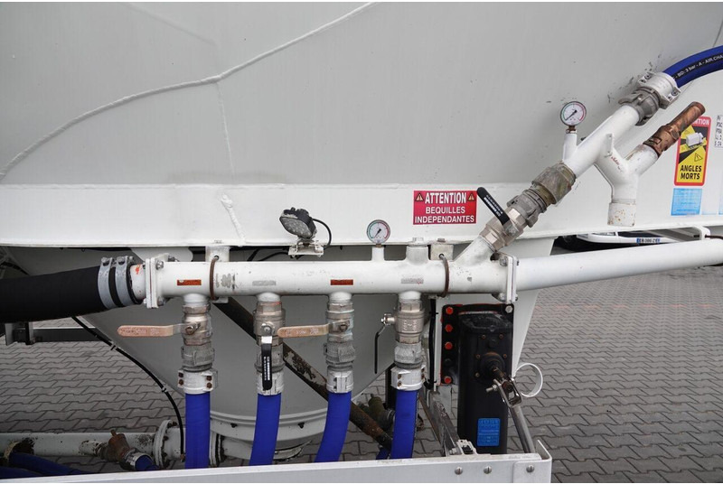 Semirremolque silo para transporte de cemento Feldbinder CEMENTONACZEPA / 2 KOMORY / 37 000 L / SILOS / DO MATERIAŁÓW SYP: foto 14 Semirremolque silo para transporte de cemento Feldbinder CEMENTONACZEPA / 2 KOMORY / 37 000 L / SILOS / DO MATERIAŁÓW SYP: foto 14