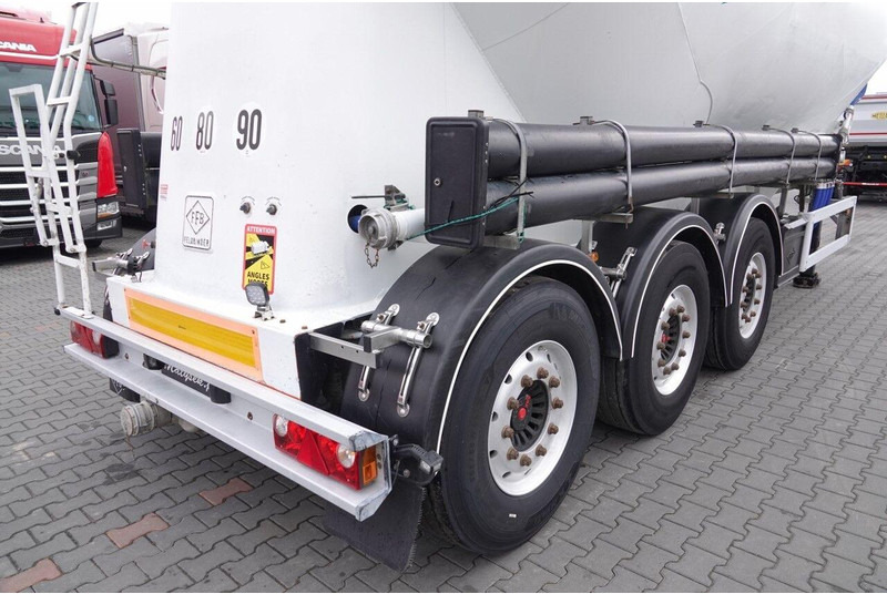 Semirremolque silo para transporte de cemento Feldbinder CEMENTONACZEPA / 2 KOMORY / 37 000 L / SILOS / DO MATERIAŁÓW SYP: foto 13 Semirremolque silo para transporte de cemento Feldbinder CEMENTONACZEPA / 2 KOMORY / 37 000 L / SILOS / DO MATERIAŁÓW SYP: foto 13