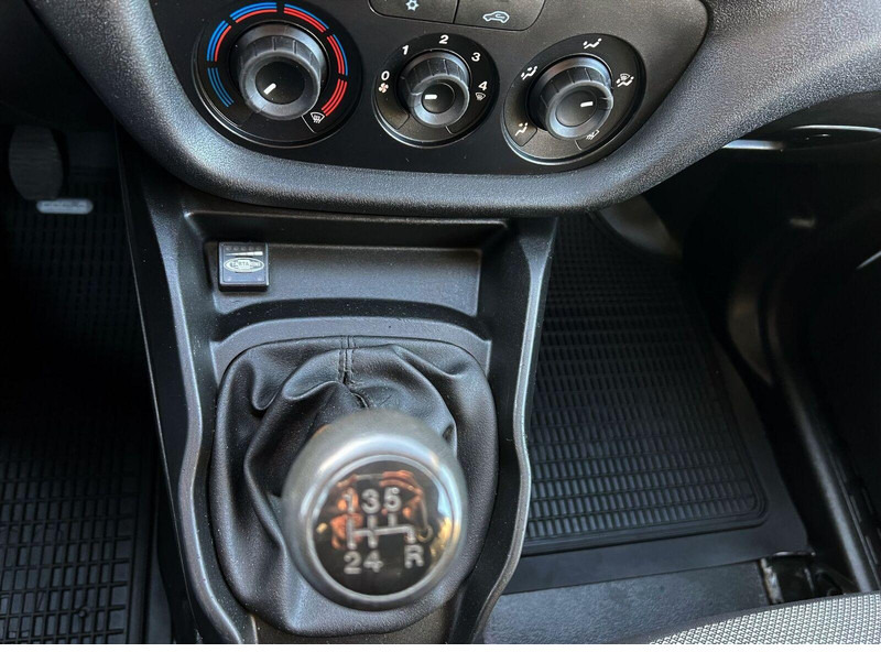 Furgoneta pequeña Fiat Doblò: foto 12