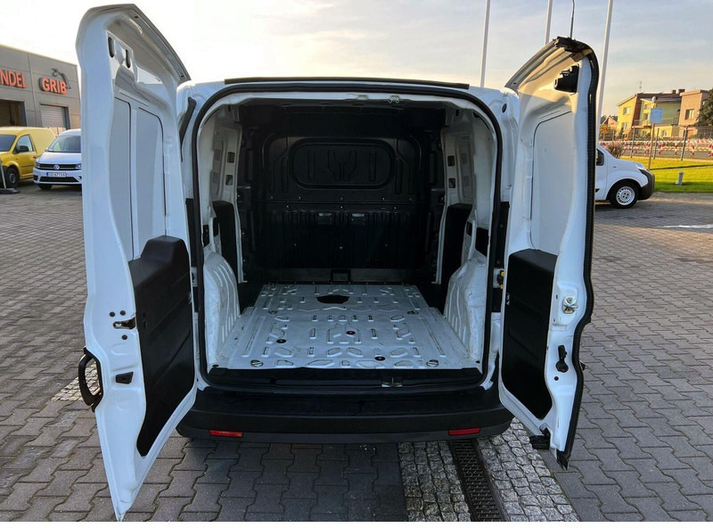 Furgoneta pequeña Fiat Doblò: foto 13