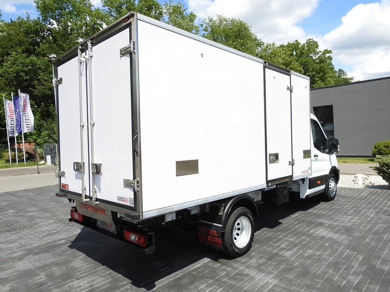 Ford TRANSIT CHŁODNIA KONTENER 0*C ZASILANIE 230V TEMPOMAT KLIMATYZAC - Furgoneta frigorifica: foto 3 Ford TRANSIT CHŁODNIA KONTENER 0*C ZASILANIE 230V TEMPOMAT KLIMATYZAC - Furgoneta frigorifica: foto 3