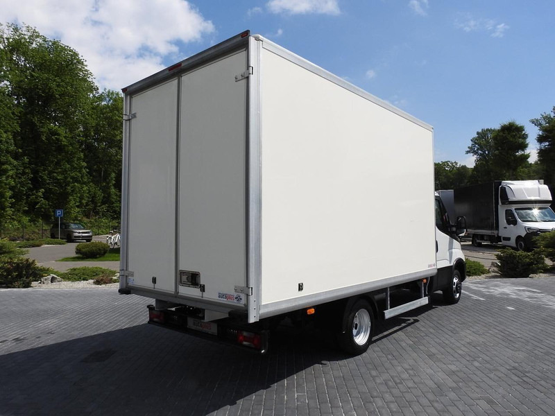 Iveco DAILY 35C14 KONTENER 8 PALET TEMPOMAT KLIMATYZACJA  BLIŹNIACZE K - Furgoneta caja cerrada: foto 3 Iveco DAILY 35C14 KONTENER 8 PALET TEMPOMAT KLIMATYZACJA  BLIŹNIACZE K - Furgoneta caja cerrada: foto 3