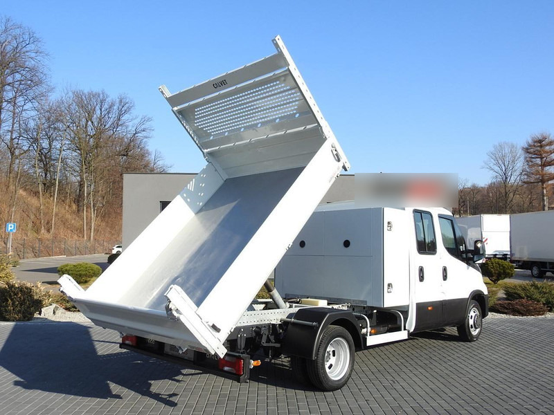 Iveco DAILY 35C14 WYWROTKA PODWÓJNA KABINA DOKA 6 MIEJSC TEMPOMAT KLIM - Furgoneta basculante, Furgoneta combi: foto 3 Iveco DAILY 35C14 WYWROTKA PODWÓJNA KABINA DOKA 6 MIEJSC TEMPOMAT KLIM - Furgoneta basculante, Furgoneta combi: foto 3