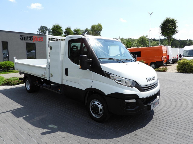 Iveco DAILY 35C15 - Furgoneta basculante: foto 4 Iveco DAILY 35C15 - Furgoneta basculante: foto 4