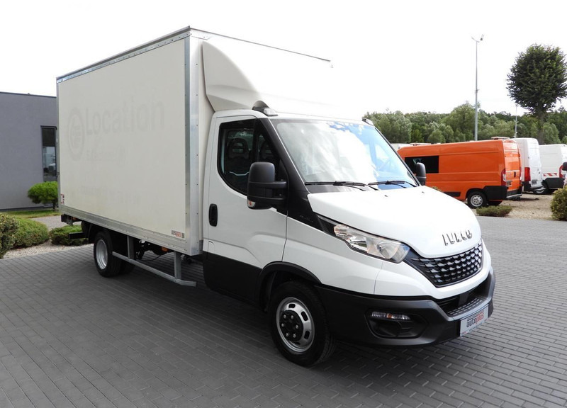 Iveco DAILY 35C16 KONTENER WINDA 8 PALET TEMPOMAT BLIŹNIACZE KOŁA KLIM - Furgoneta caja cerrada: foto 4 Iveco DAILY 35C16 KONTENER WINDA 8 PALET TEMPOMAT BLIŹNIACZE KOŁA KLIM - Furgoneta caja cerrada: foto 4