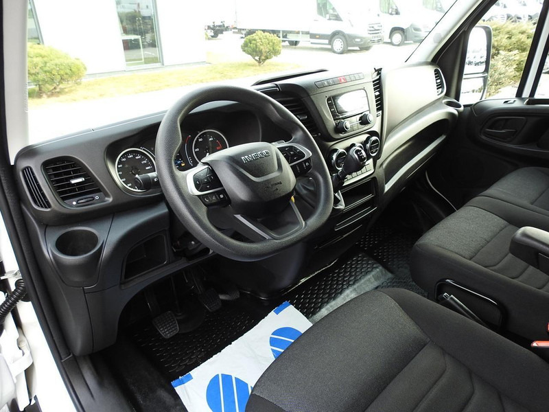 Iveco DAILY 35C16 KONTENER WINDA 8 PALET TEMPOMAT BLIŹNIACZE KOŁA KLIM - Furgoneta caja cerrada: foto 2 Iveco DAILY 35C16 KONTENER WINDA 8 PALET TEMPOMAT BLIŹNIACZE KOŁA KLIM - Furgoneta caja cerrada: foto 2