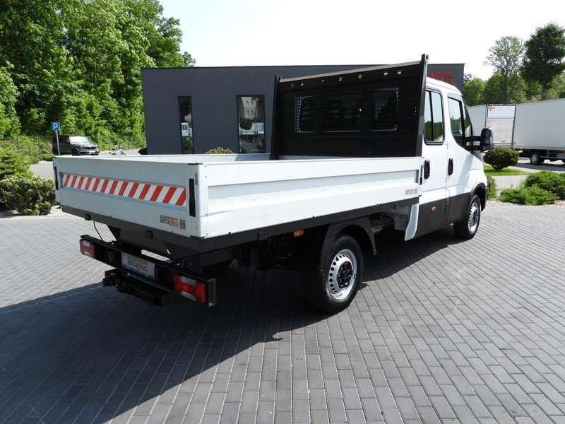 Iveco DAILY 35S12 SKRZYNIA PODWÓJNA KABINA DOKA 7 MIEJSC KLIMATYZACJA - Furgoneta caja abierta: foto 3 Iveco DAILY 35S12 SKRZYNIA PODWÓJNA KABINA DOKA 7 MIEJSC KLIMATYZACJA - Furgoneta caja abierta: foto 3