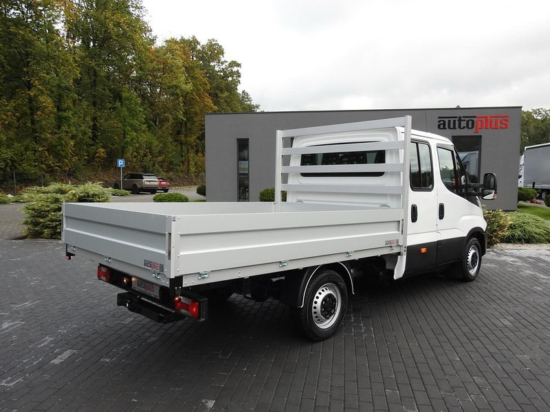 Iveco DAILY 35S15 SKRZYNIA PODWÓJNA KABINA DOKA 7 MIEJSC KLIMATYZACJA - Furgoneta caja abierta: foto 3 Iveco DAILY 35S15 SKRZYNIA PODWÓJNA KABINA DOKA 7 MIEJSC KLIMATYZACJA - Furgoneta caja abierta: foto 3