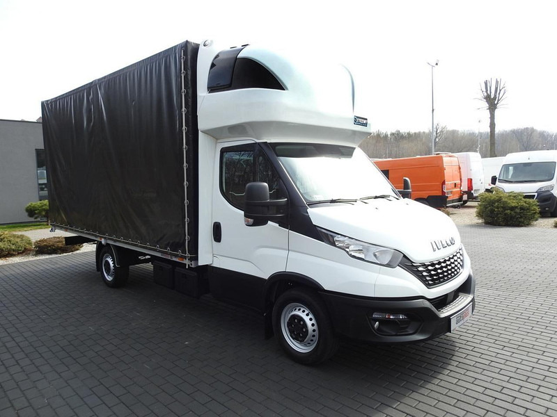 Iveco DAILY 35S18 PLANDEKA 10 PALET WEBASTO TEMPOMAT KLIMATYZACJA 18 - Furgoneta con lona: foto 4 Iveco DAILY 35S18 PLANDEKA 10 PALET WEBASTO TEMPOMAT KLIMATYZACJA 18 - Furgoneta con lona: foto 4