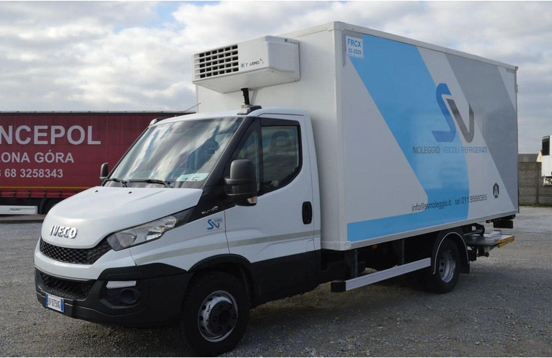 Iveco DAILY 60C15 REFRIGERATOR + SIDE AND REAR DOORS, LIFT FOLDED UNDE - Camión frigorífico: foto 1 Iveco DAILY 60C15 REFRIGERATOR + SIDE AND REAR DOORS, LIFT FOLDED UNDE - Camión frigorífico: foto 1