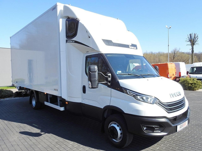 Iveco DAILY 70C18 KONTENER WINDA 14 PALET WEBASTO TEMPOMAT NAWIGACJA L - Camión caja cerrada: foto 4 Iveco DAILY 70C18 KONTENER WINDA 14 PALET WEBASTO TEMPOMAT NAWIGACJA L - Camión caja cerrada: foto 4