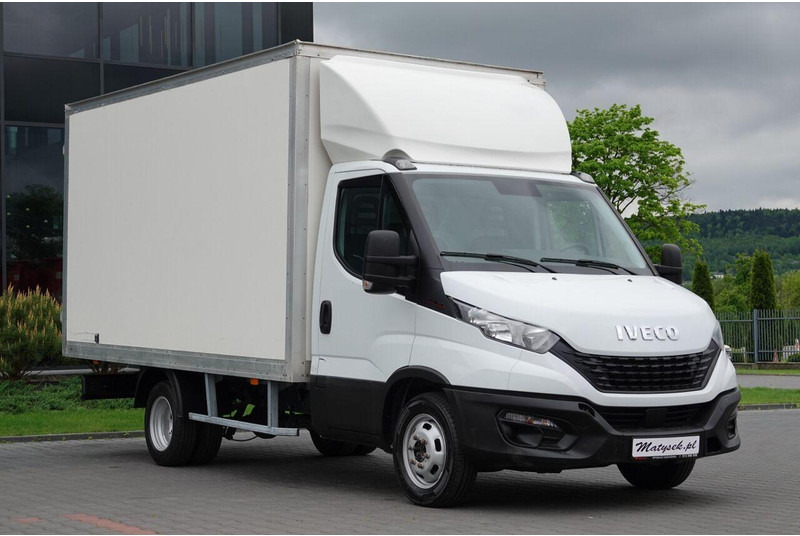 Iveco Daily 3,0 D / KONTENER / 2020 ROK /BLIŹNIAK / SPROWADZONY / PO K - Furgoneta caja cerrada: foto 3 Iveco Daily 3,0 D / KONTENER / 2020 ROK /BLIŹNIAK / SPROWADZONY / PO K - Furgoneta caja cerrada: foto 3