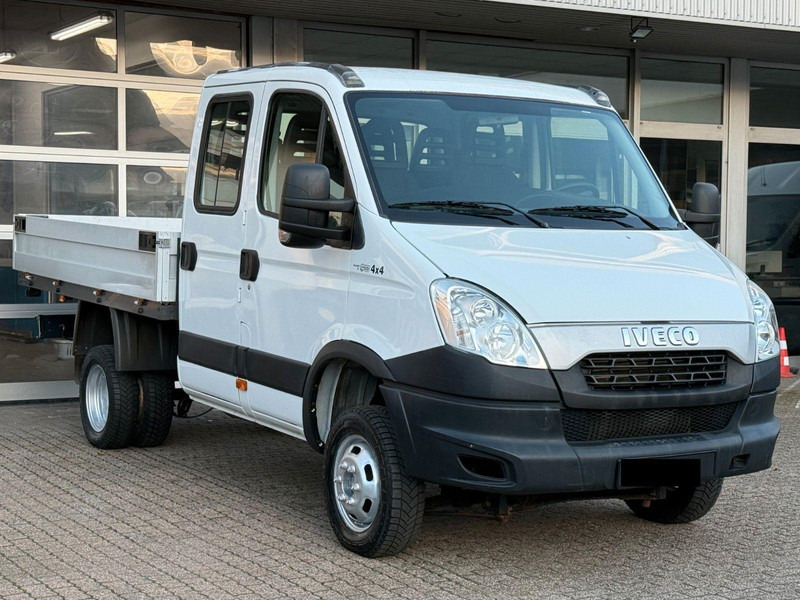 Iveco Daily 35C15 flatbed - Furgoneta caja abierta, Furgoneta combi: foto 3 Iveco Daily 35C15 flatbed - Furgoneta caja abierta, Furgoneta combi: foto 3
