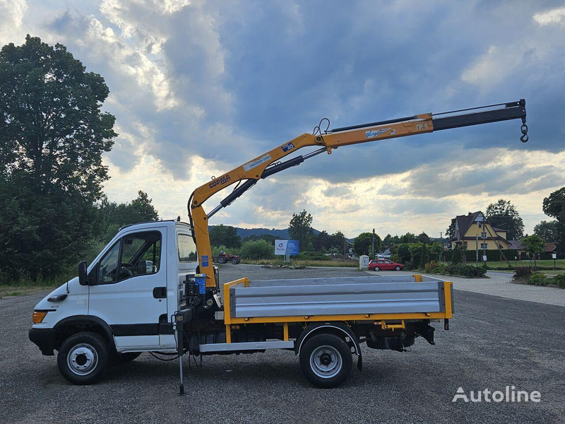 Iveco Daily 65c-15 Flatbed + crane Copma - Camión caja abierta, Camión grúa: foto 2 Iveco Daily 65c-15 Flatbed + crane Copma - Camión caja abierta, Camión grúa: foto 2