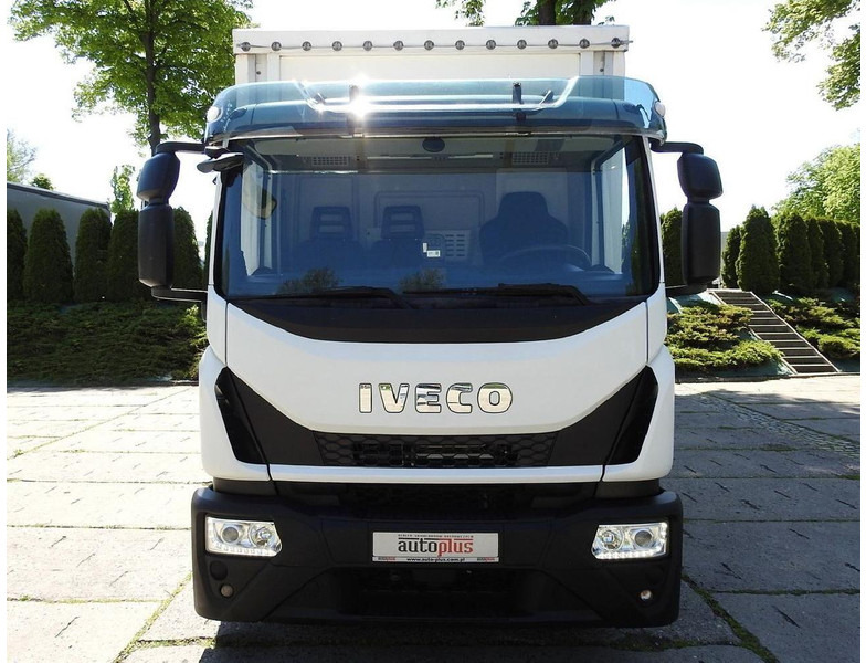 Iveco EUROCARGO 120 - 220 PLANDEKA WINDA 20 PALET AUTOMAT KLIMATYZACJA - Camión caja cerrada: foto 5 Iveco EUROCARGO 120 - 220 PLANDEKA WINDA 20 PALET AUTOMAT KLIMATYZACJA - Camión caja cerrada: foto 5