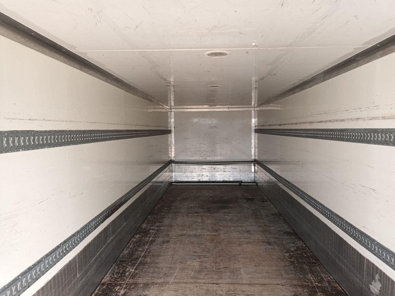 Camión caja cerrada Iveco Stralis 310 6x2 Koffer + LBW: foto 8