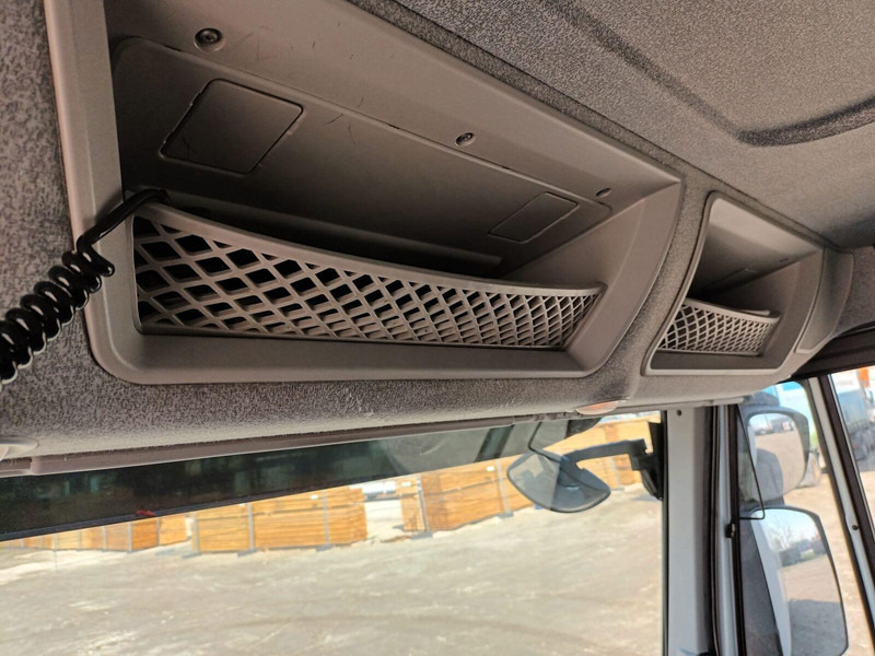 Camión caja cerrada Iveco Stralis 310 6x2 Koffer + LBW: foto 15