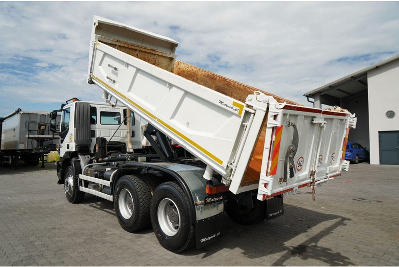 Iveco TRAKKER 360 - Camión volquete: foto 4 Iveco TRAKKER 360 - Camión volquete: foto 4