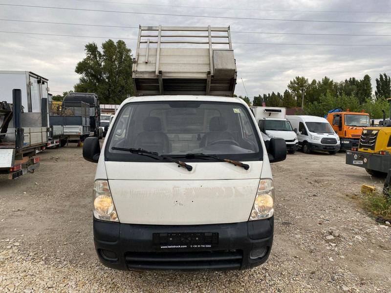 Kia K2500 - 3 sided Tipper - Furgoneta basculante: foto 2 Kia K2500 - 3 sided Tipper - Furgoneta basculante: foto 2