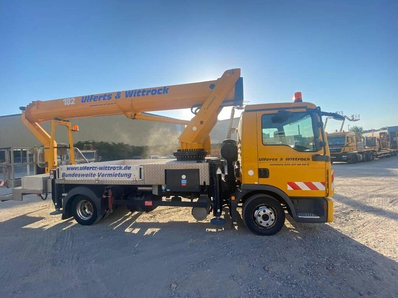 MAN Lifting basket - Ruthmann T330 33 m - Camión con plataforma elevadora, Camión grúa: foto 5 MAN Lifting basket - Ruthmann T330 33 m - Camión con plataforma elevadora, Camión grúa: foto 5