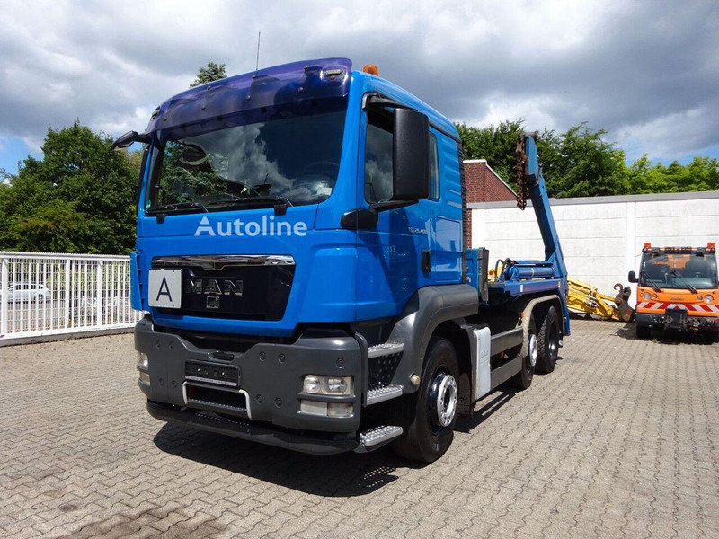 MAN TGA 26.400 - Skip loader - Camión portacontenedore/ Intercambiable: foto 1 MAN TGA 26.400 - Skip loader - Camión portacontenedore/ Intercambiable: foto 1