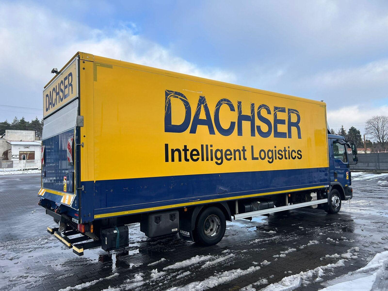 MAN TGL 12.250 BOX+LIFT 1.HAND - Camión caja cerrada: foto 4 MAN TGL 12.250 BOX+LIFT 1.HAND - Camión caja cerrada: foto 4