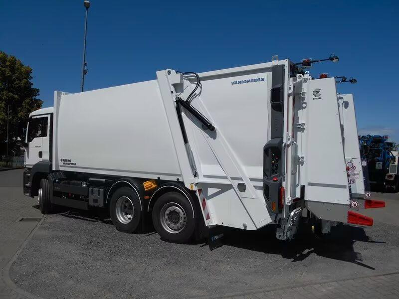 MAN TGS 26.330 - Garbage truck - Camión de basura: foto 4 MAN TGS 26.330 - Garbage truck - Camión de basura: foto 4
