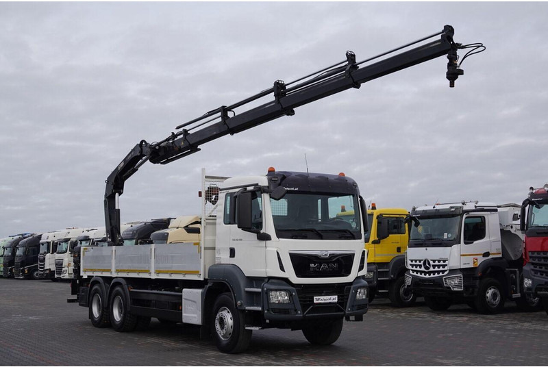 MAN TGS 26.400 / 6x4 / SKRZYNIOWY - 6,5M / HDS HIAB 188 4xwysów 13 M - Camión caja abierta, Camión grúa: foto 4 MAN TGS 26.400 / 6x4 / SKRZYNIOWY - 6,5M / HDS HIAB 188 4xwysów 13 M - Camión caja abierta, Camión grúa: foto 4