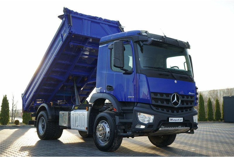 Mercedes-Benz AROCS 1853 / 4X2 / WYWROTKA 3 STRONNA / MEILLER KIPER / EURO 6 / - Camión volquete: foto 1 Mercedes-Benz AROCS 1853 / 4X2 / WYWROTKA 3 STRONNA / MEILLER KIPER / EURO 6 / - Camión volquete: foto 1