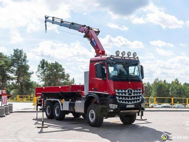 Mercedes-Benz AROCS 3345 6x6 HMF 3220 K hds Crane tipper - Camión volquete, Camión grúa: foto 2 Mercedes-Benz AROCS 3345 6x6 HMF 3220 K hds Crane tipper - Camión volquete, Camión grúa: foto 2