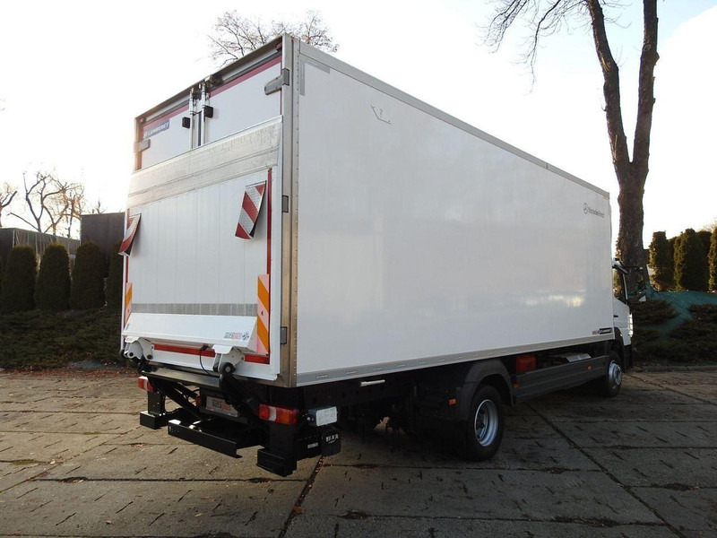 Mercedes-Benz ATEGO 12.24 KONTENER CHŁODNIA -10*C WINDA 16 PALET FUNKCJA GRZAN - Camión frigorífico: foto 3 Mercedes-Benz ATEGO 12.24 KONTENER CHŁODNIA -10*C WINDA 16 PALET FUNKCJA GRZAN - Camión frigorífico: foto 3