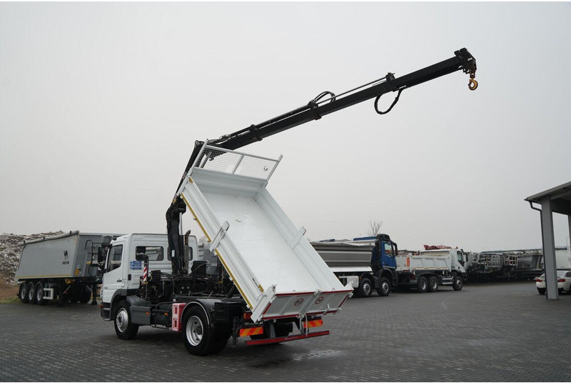 Mercedes-Benz ATEGO 1218 / 4x2 / WYWROTKA + HDS HIAB 0088 BS-3 / PILOT /MANU - Camión volquete, Camión grúa: foto 3 Mercedes-Benz ATEGO 1218 / 4x2 / WYWROTKA + HDS HIAB 0088 BS-3 / PILOT /MANU - Camión volquete, Camión grúa: foto 3