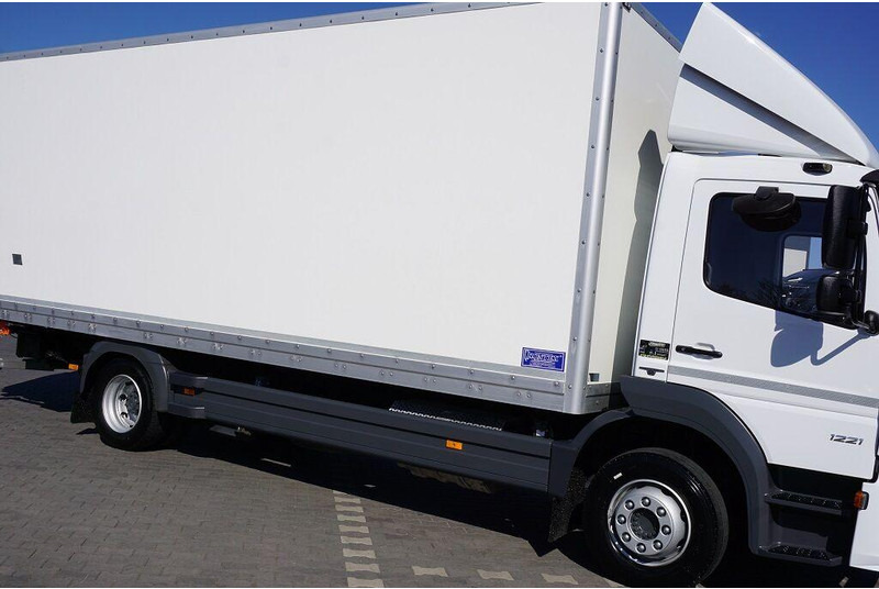 Camión caja cerrada Mercedes-Benz ATEGO / 1221 / ACC / EURO 6 / KONTENER + WINDA / 17 PALET: foto 16