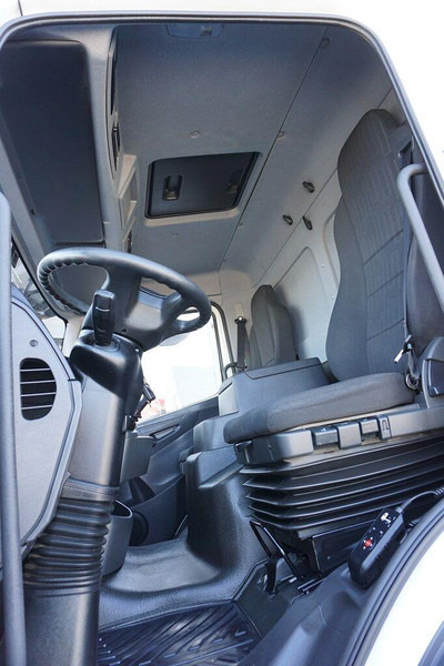 Camión caja cerrada Mercedes-Benz ATEGO / 1221 / ACC / EURO 6 / KONTENER + WINDA / 17 PALET: foto 7